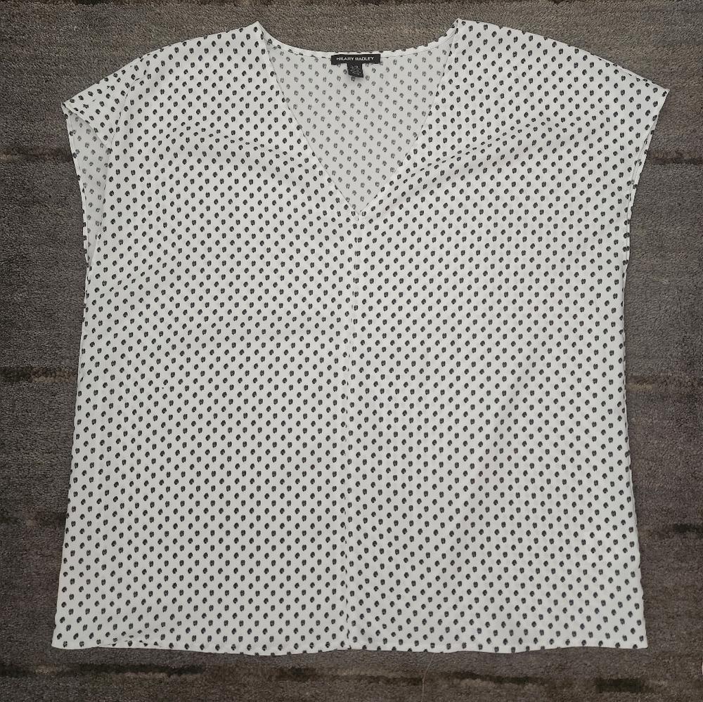 🔥Polka dot cap sleeve blouse